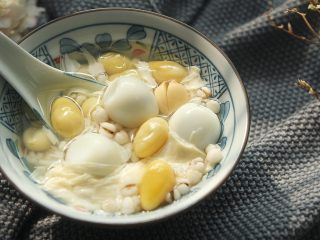 腐竹白果薏米糖水 